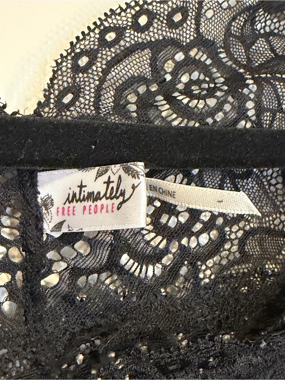Free People Intimately Black Floral Lace Crop Top - Picture 4 of 4